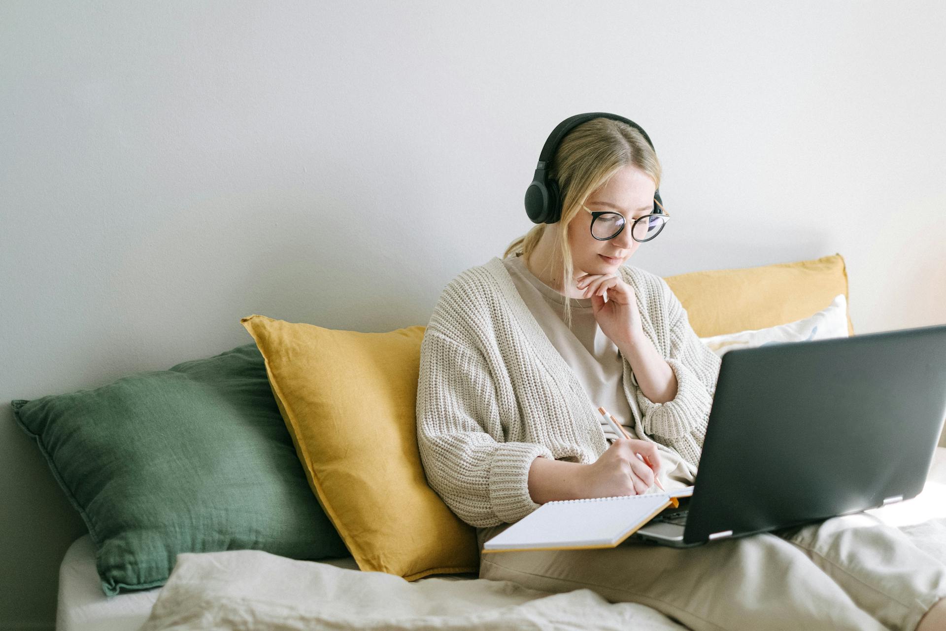 Essential Tips to Consider When Hiring a Webflow Developer